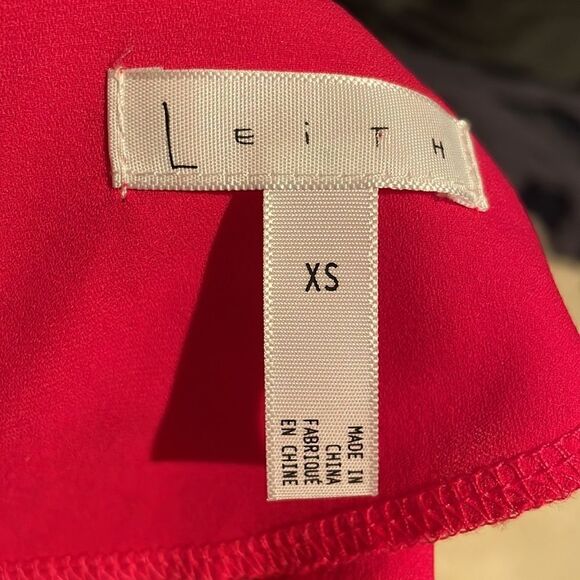 NEW Never Worn Leith Bright Pink Ling Sleeve Shift Dress XS - Picture 10 of 10